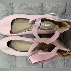 Light pink  flats size 10